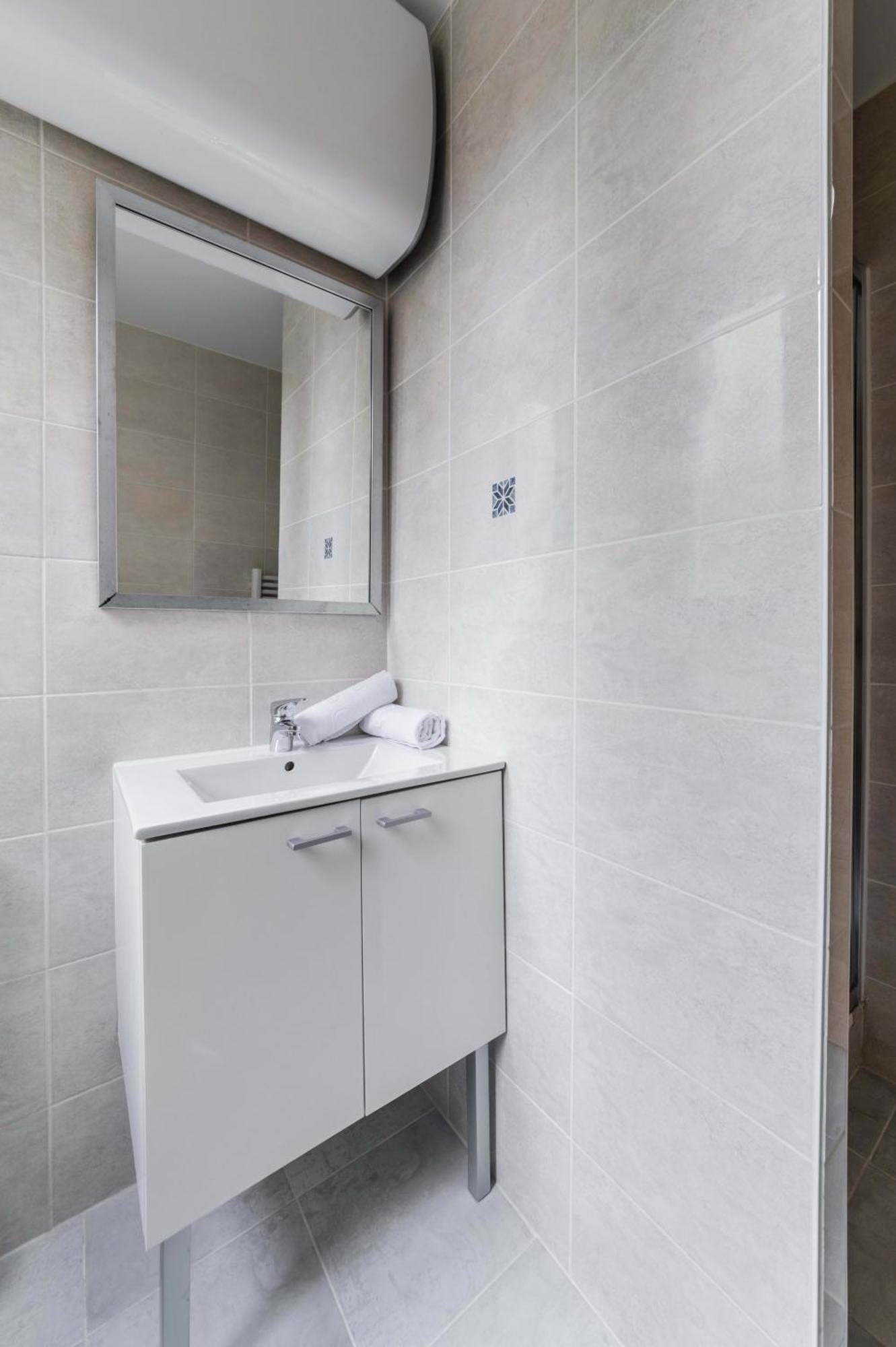 Appartement 60m2 Refait A Neuf - 12 - 4p Paris